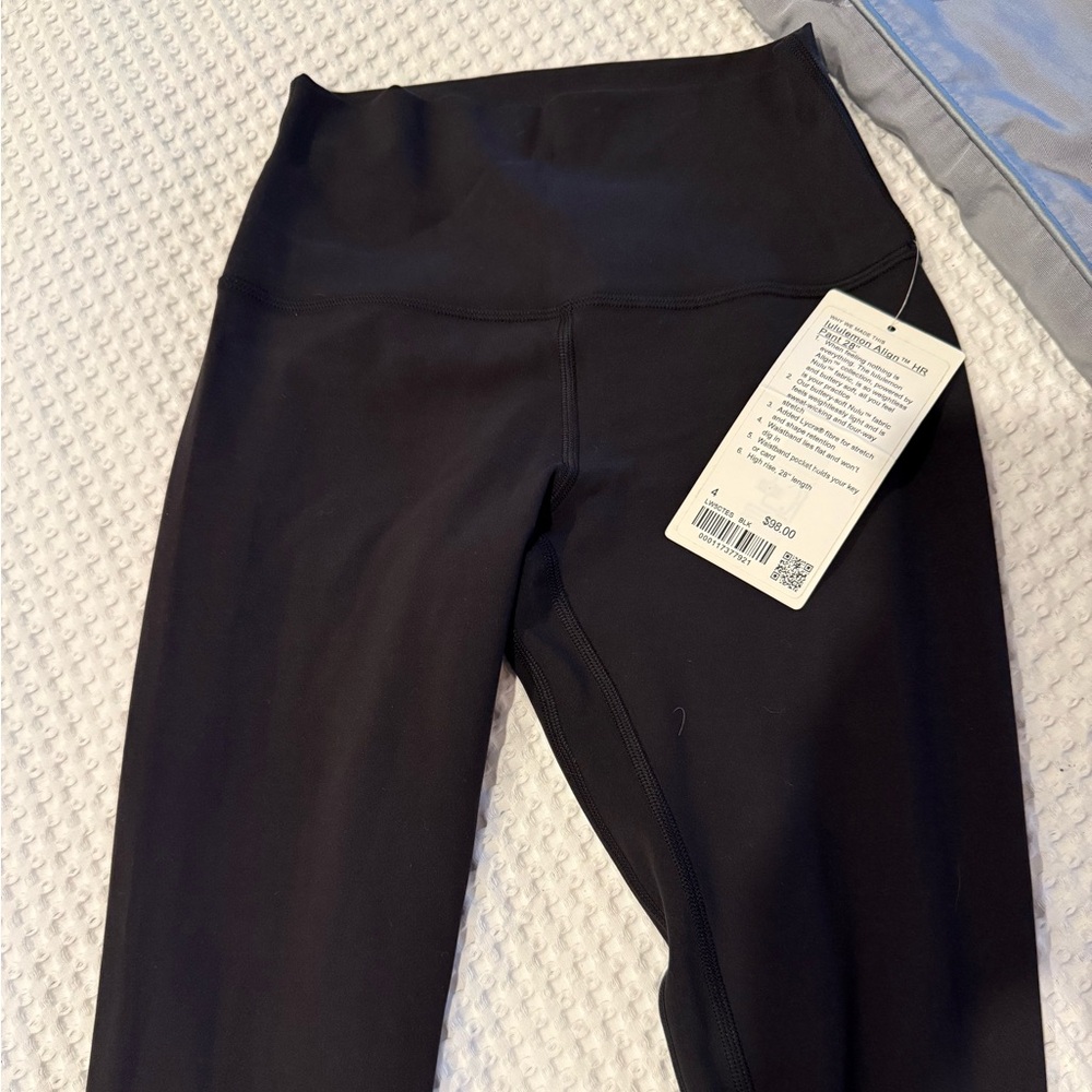 lululemon athletica Black Align High-Rise Leggings - Size 4 NWT